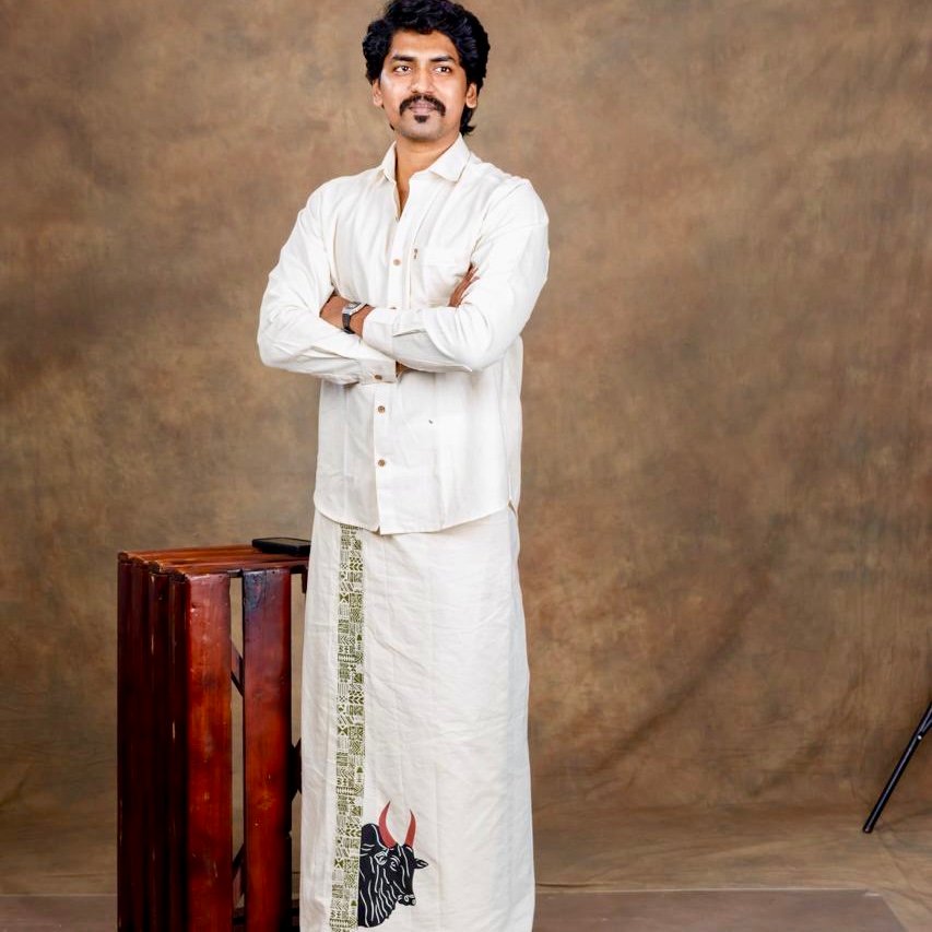 காளையன் கைத்தறி வேட்டி – 4 முழம் | Cotton Traditional Vetti (Natural)