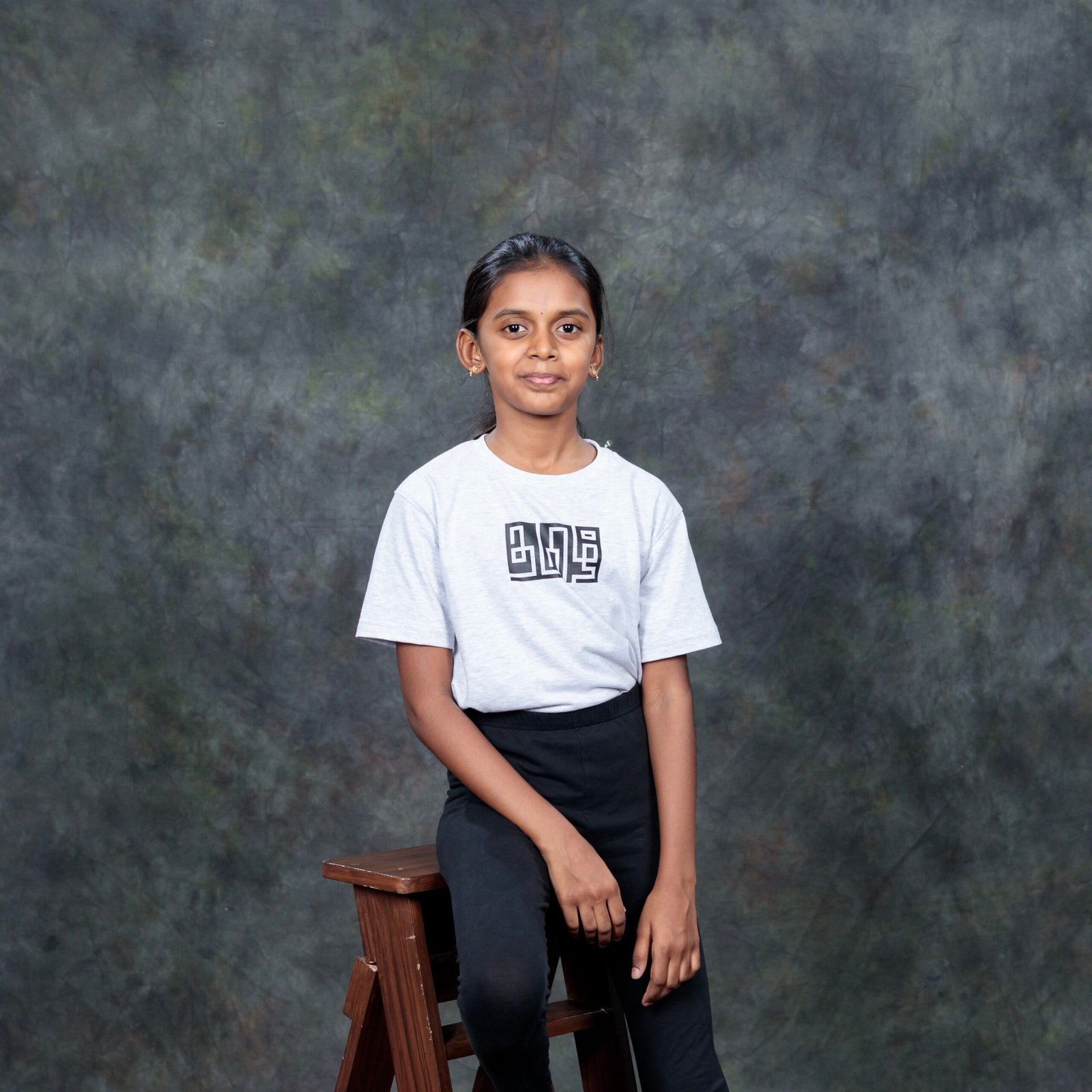 venbaa-a-teen-tshirt-