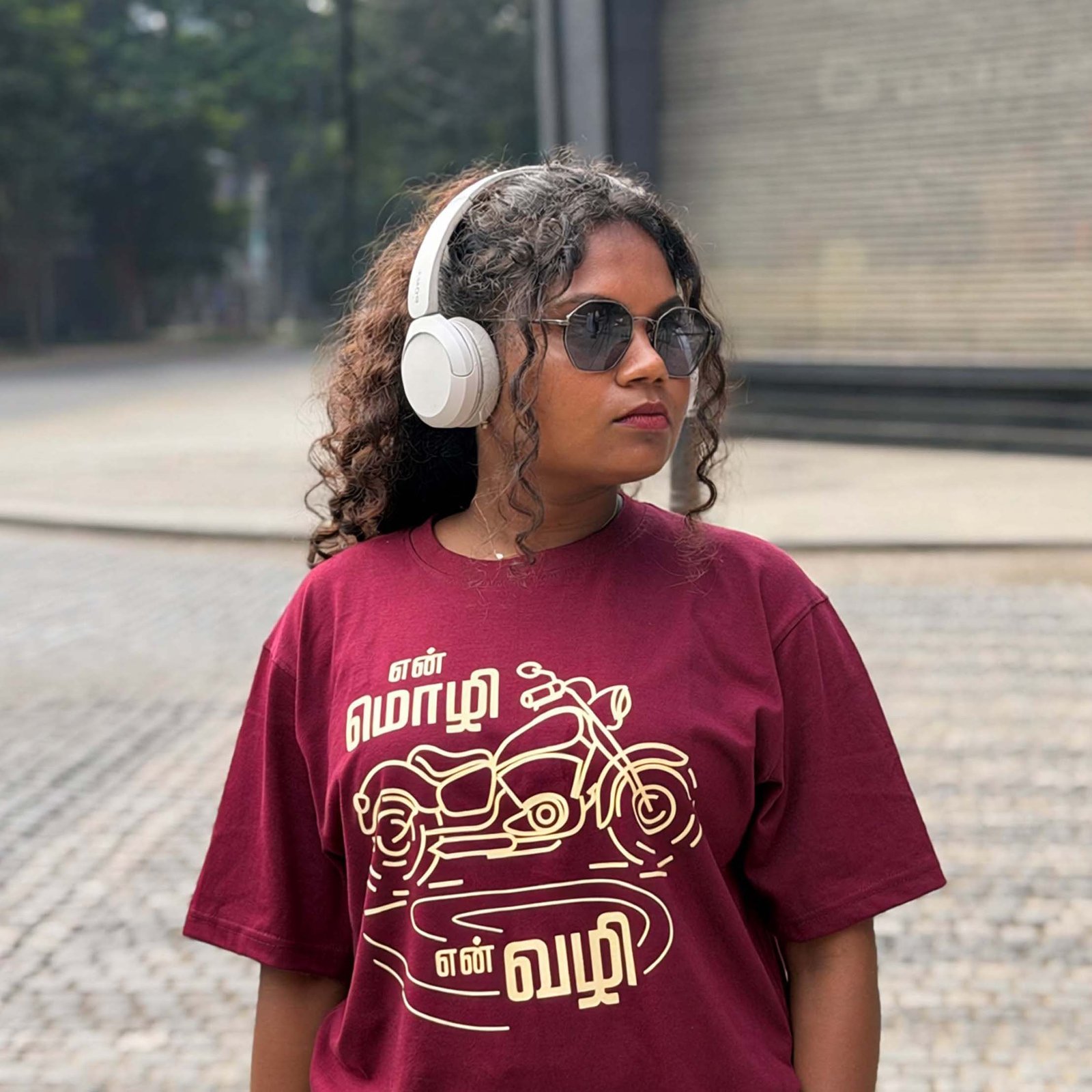 En_mozhi_en_vazhi_Maroon_02